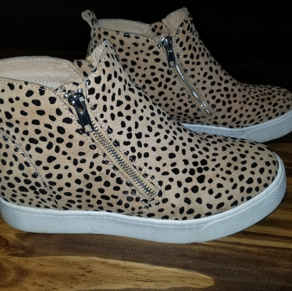 Cheetah shoes